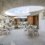 Domes Baobab