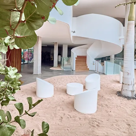 Domes Baobab 5*